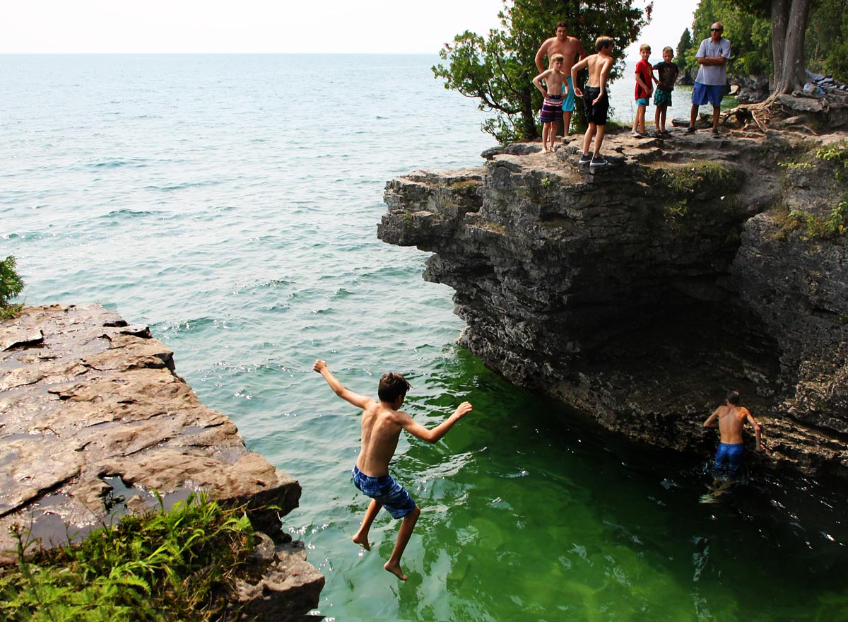 The 4 Best Things to Do at Cave Point County Park Door County Mom